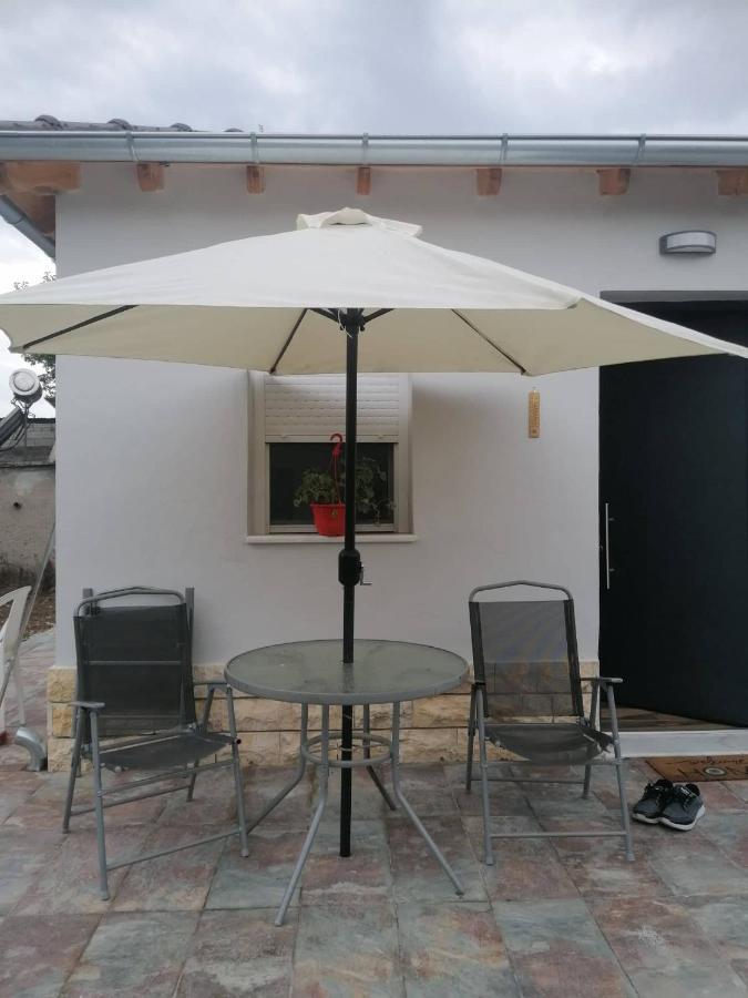 Little House On The Prairie-Μικρο Σπιτι Στο Λιβαδι! Apartment Drama Bagian luar foto