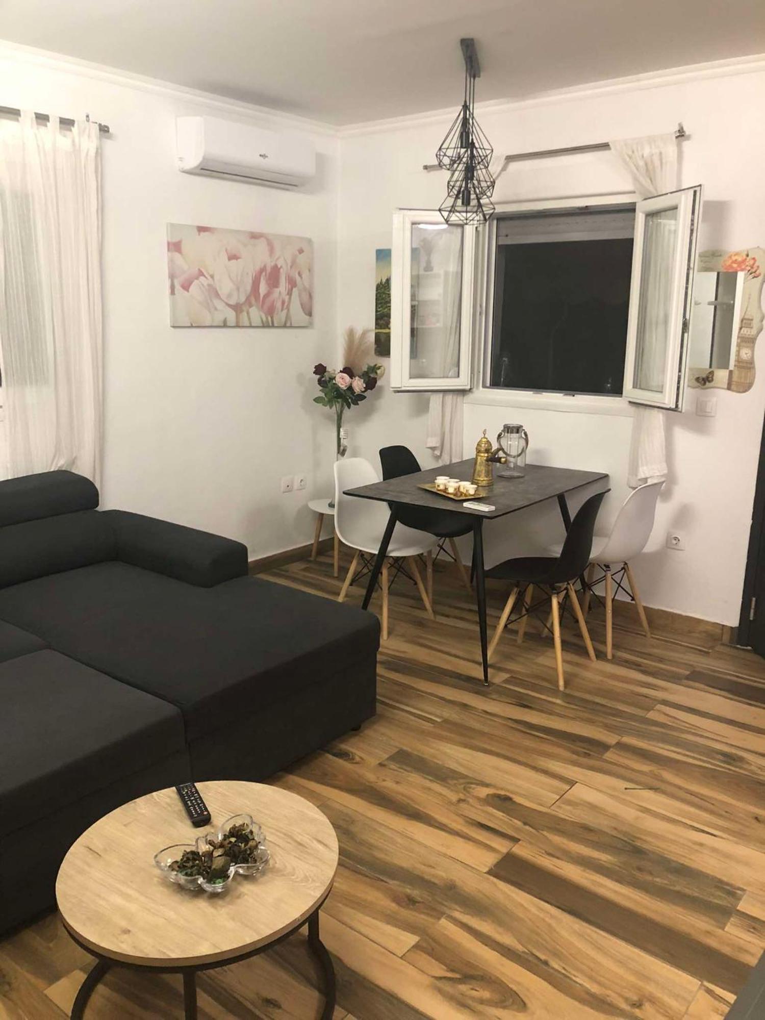 Little House On The Prairie-Μικρο Σπιτι Στο Λιβαδι! Apartment Drama Bagian luar foto
